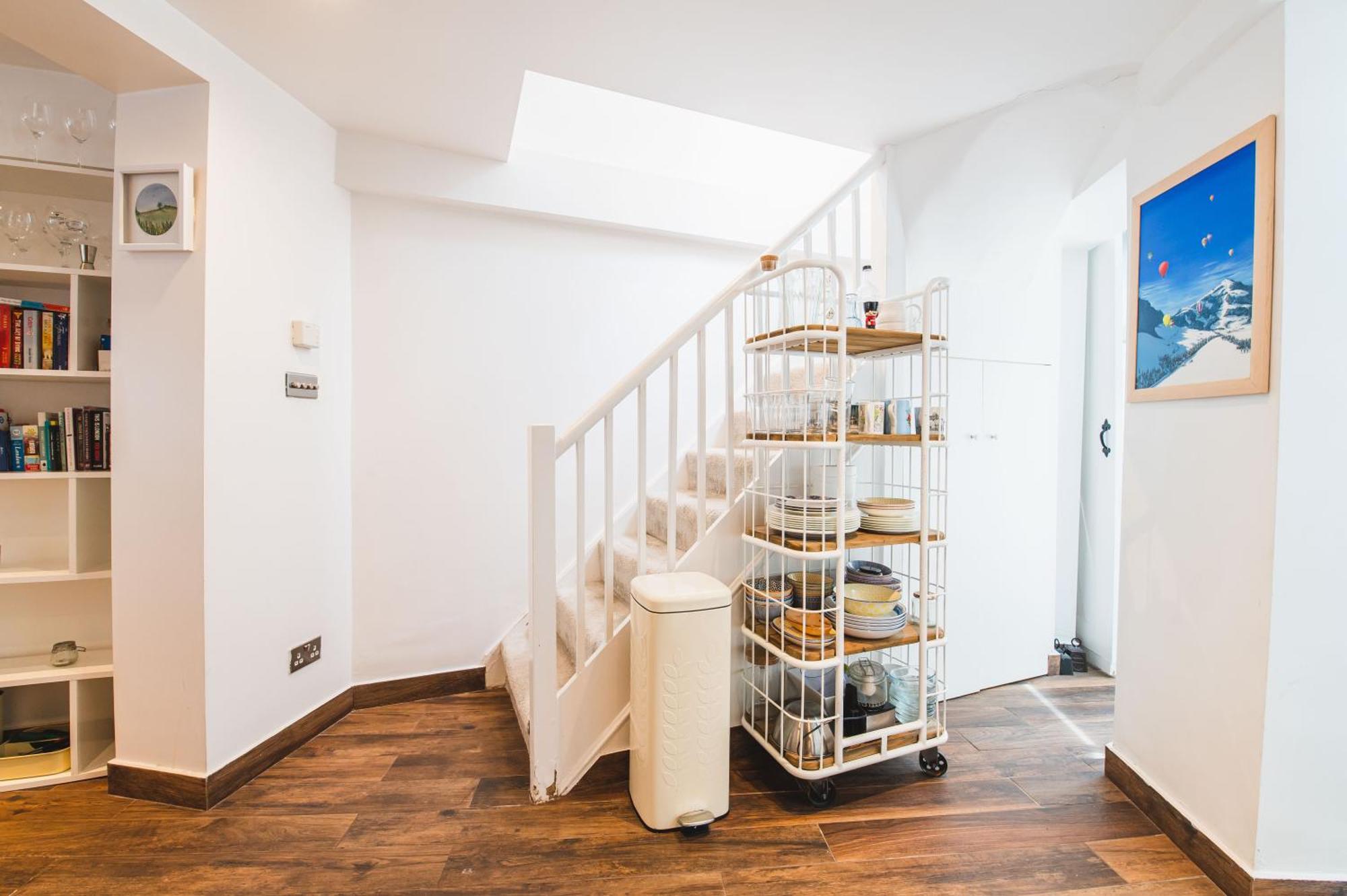 Pass The Keys - Modern & Stylish Garden Home In Islington Лондон Екстериор снимка