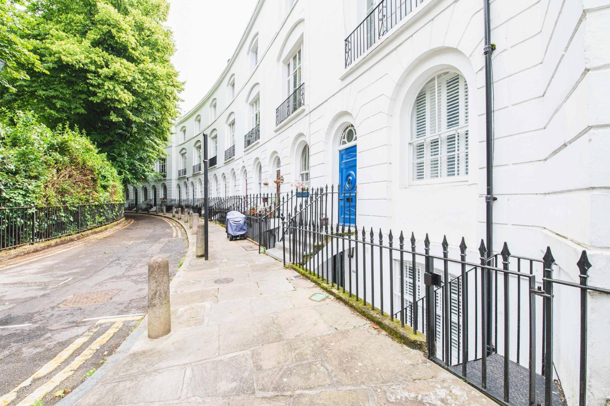 Pass The Keys - Modern & Stylish Garden Home In Islington Лондон Екстериор снимка